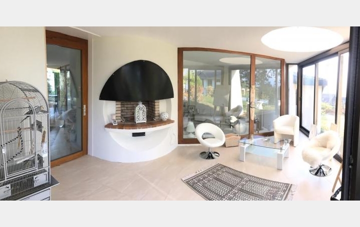 CHANTAL SAUGE REAL ESTATE : Maison / Villa | GRILLY (01220) | 220 m2 | 1 150 000 € 