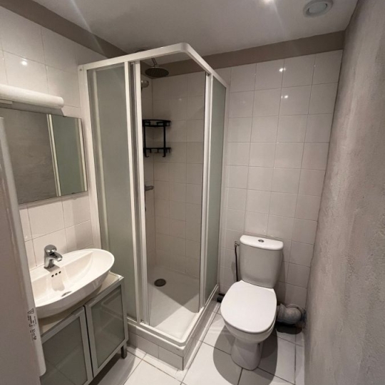  Annonces DIVONNE : Apartment | GEX (01170) | 43 m2 | 1 100 € 