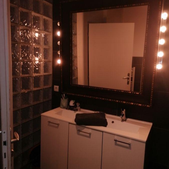  Annonces DIVONNE : Appartement | GEX (01170) | 148 m2 | 2 500 € 