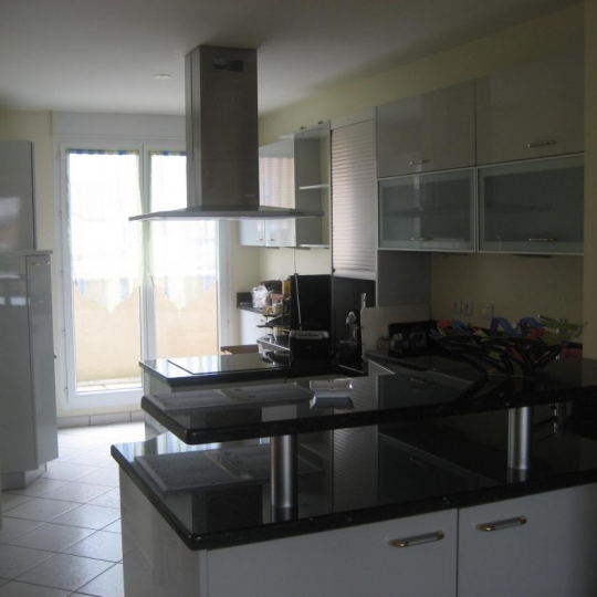  Annonces DIVONNE : Appartement | DIVONNE-LES-BAINS (01220) | 161 m2 | 765 000 € 