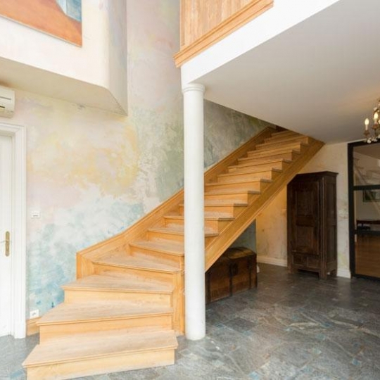  Annonces DIVONNE : Domaines / Propriétés | SAUVERNY (01220) | 450 m2 | 1 490 000 € 