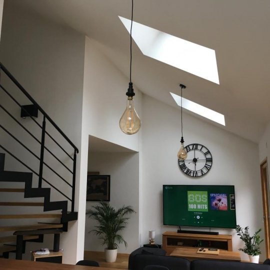 LES CYPRES IMMOBILIER : Maison / Villa | DIVONNE-LES-BAINS (01220) | 101.00m2 | 675 000 € LES CYPRES IMMOBILIER : Maison / Villa | DIVONNE-LES-BAINS (01220) | 101.00m2 | 675 000 €