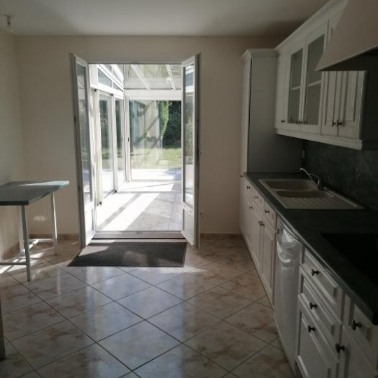  Annonces DIVONNE : Maison / Villa | DIVONNE-LES-BAINS (01220) | 214 m2 | 895 000 € 