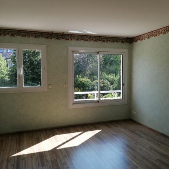  Annonces DIVONNE : Maison / Villa | DIVONNE-LES-BAINS (01220) | 214 m2 | 895 000 € 