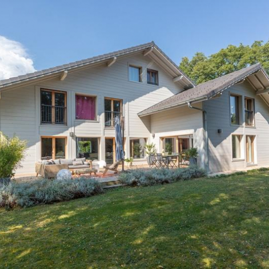  CHANTAL SAUGE REAL ESTATE : House | DIVONNE-LES-BAINS (01220) | 250 m2 | 1 260 000 € 