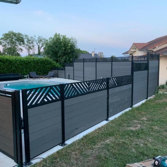  Annonces DIVONNE : Maison / Villa | CESSY (01170) | 230 m2 | 1 090 000 € 