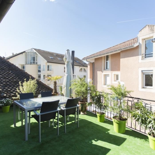  Annonces DIVONNE : Domain / Estate | DIVONNE-LES-BAINS (01220) | 461 m2 | 1 790 000 € 