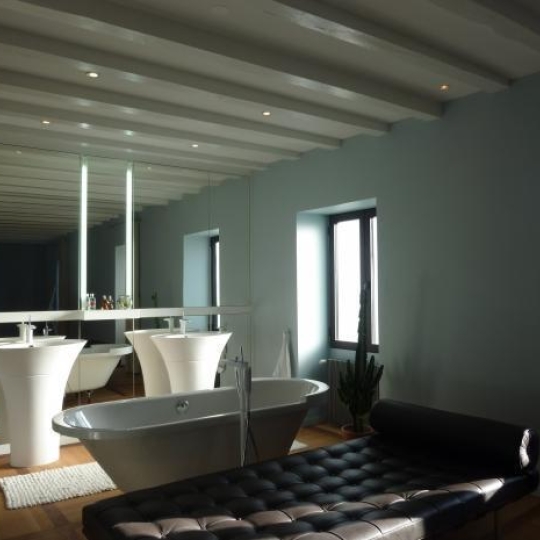  Annonces DIVONNE : Domain / Estate | DIVONNE-LES-BAINS (01220) | 461 m2 | 1 790 000 € 