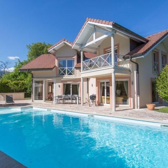  Annonces DIVONNE : Domaines / Propriétés | DIVONNE-LES-BAINS (01220) | 350 m2 | 2 300 000 € 