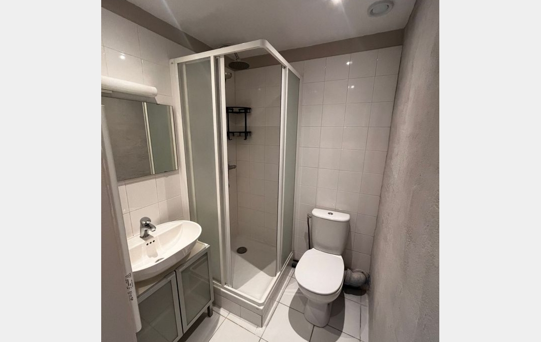 Annonces DIVONNE : Apartment | GEX (01170) | 43 m2 | 1 100 € 