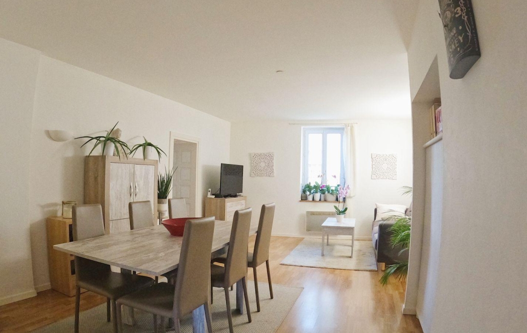 CHANTAL SAUGE REAL ESTATE : Appartement | DIVONNE-LES-BAINS (01220) | 67 m2 | 335 000 € 