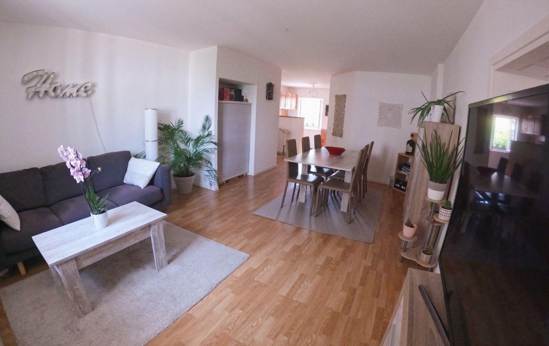 CHANTAL SAUGE REAL ESTATE : Apartment | DIVONNE-LES-BAINS (01220) | 67 m2 | 335 000 € 