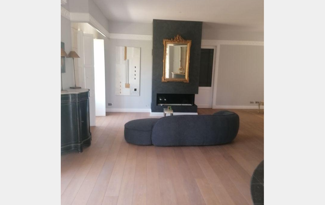 CHANTAL SAUGE REAL ESTATE : Domaines / Propriétés | UZES (30700) | 116 m2 | 420 000 € 
