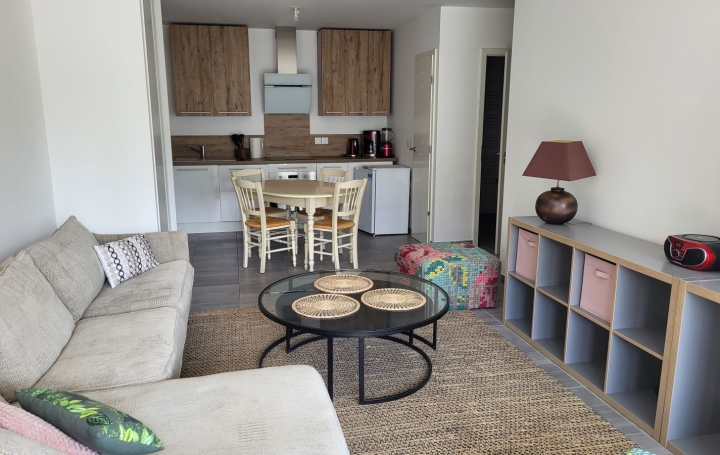  Annonces DIVONNE Appartement | FERNEY-VOLTAIRE (01210) | 47 m2 | 299 000 € 