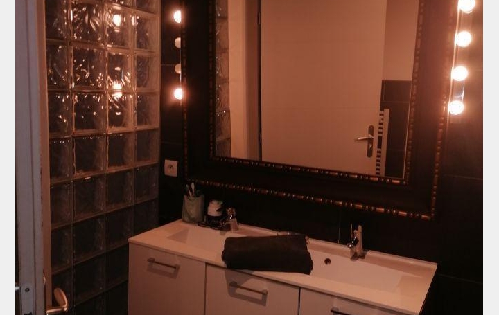 Annonces DIVONNE : Appartement | GEX (01170) | 148 m2 | 2 500 € 