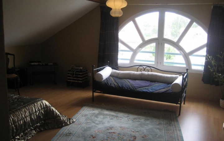 Annonces DIVONNE : Appartement | DIVONNE-LES-BAINS (01220) | 161 m2 | 765 000 € 