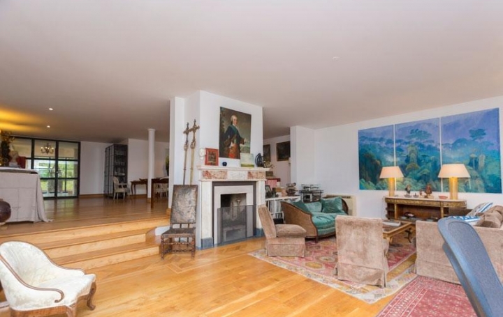 Annonces DIVONNE : Domaines / Propriétés | SAUVERNY (01220) | 450 m2 | 1 490 000 € 