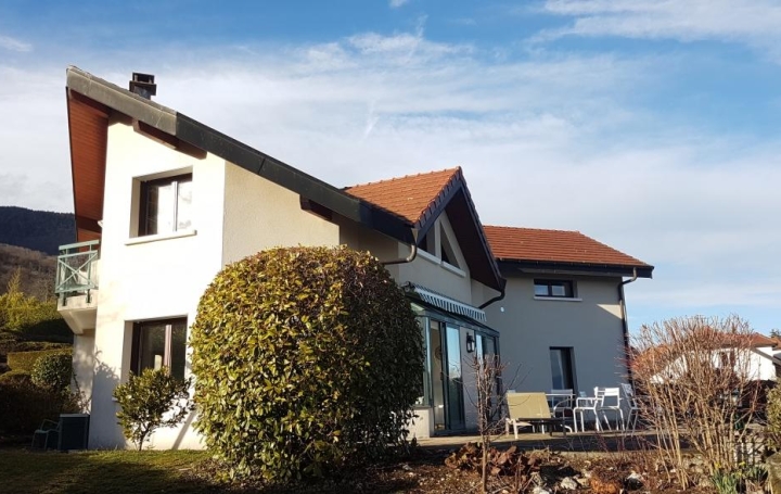 Annonces DIVONNE : House | DIVONNE-LES-BAINS (01220) | 250 m2 | 1 325 000 € 