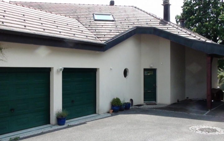 CHANTAL SAUGE REAL ESTATE : House | DIVONNE-LES-BAINS (01220) | 250 m2 | 1 325 000 € 