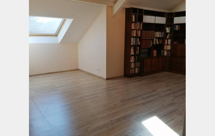 Annonces DIVONNE : Maison / Villa | DIVONNE-LES-BAINS (01220) | 214 m2 | 895 000 € 