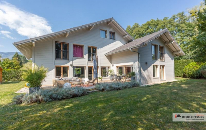 Annonces DIVONNE : House | DIVONNE-LES-BAINS (01220) | 250 m2 | 1 260 000 € 