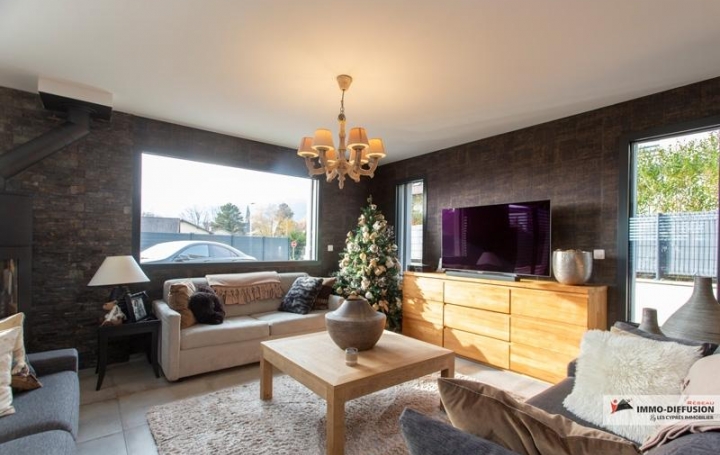 Annonces DIVONNE : Maison / Villa | CESSY (01170) | 140 m2 | 790 000 € 