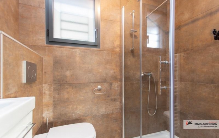 Annonces DIVONNE : Maison / Villa | CESSY (01170) | 140 m2 | 790 000 € 