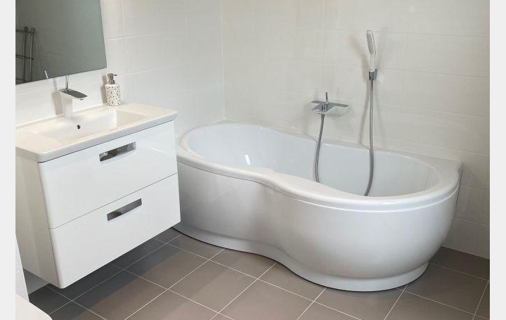Annonces DIVONNE : Appartement | SAINT-GENIS-POUILLY (01630) | 134 m2 | 590 000 € 
