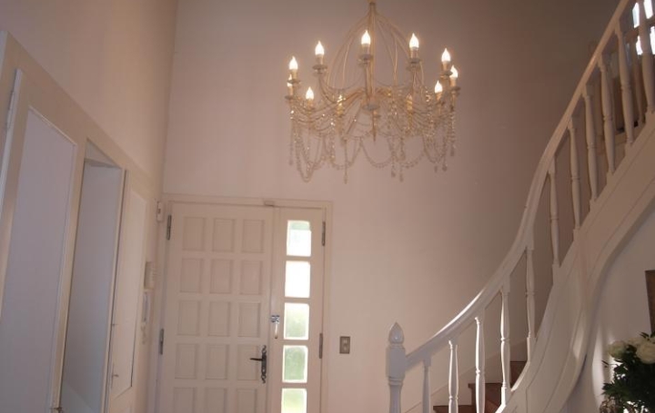 Annonces DIVONNE : Maison / Villa | GRILLY (01220) | 256 m2 | 1 280 000 € 